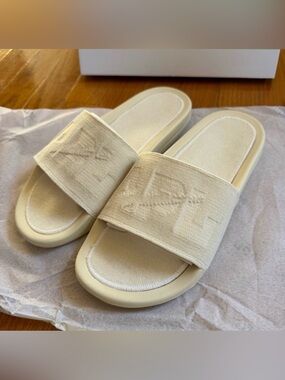Men’s APL Cream Techbloom Velvet Slides
